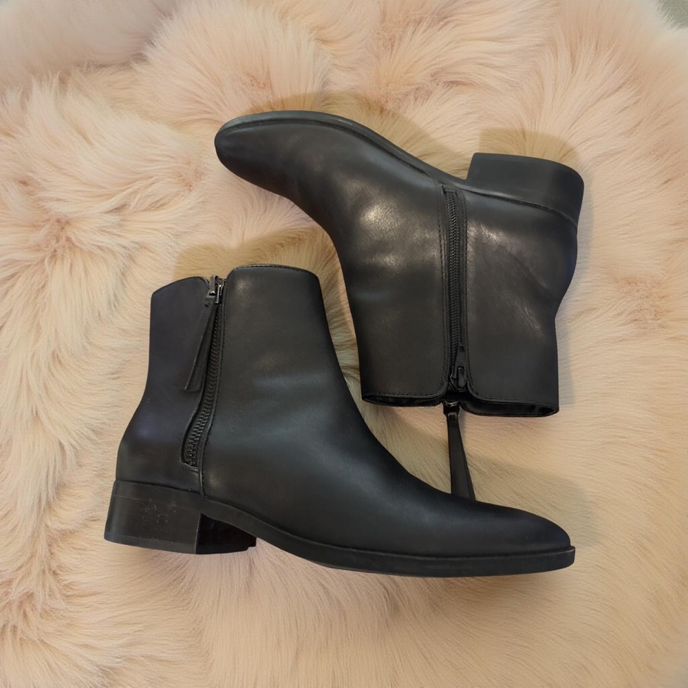 Naturalizer Woman’s Robyn Boots - Picture 1 of 7